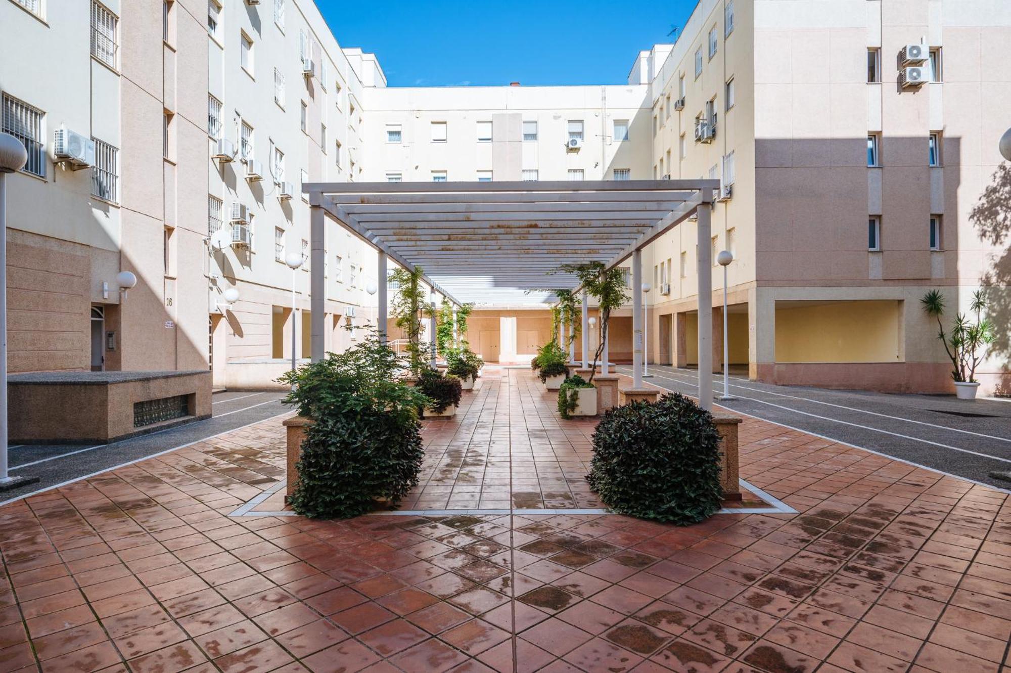 Piso Familiar Virgen Del Rocio Apartment Seville Luaran gambar
