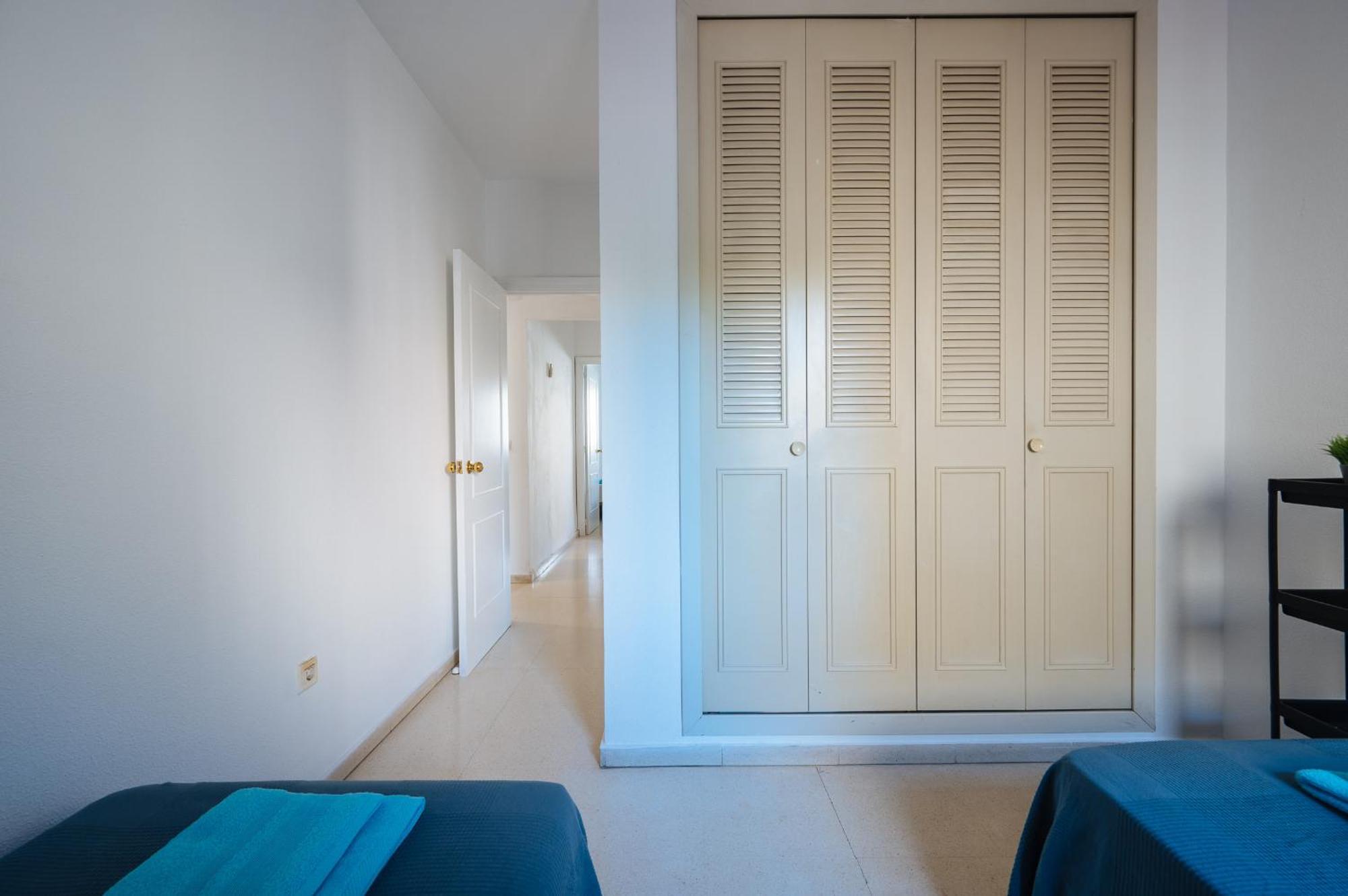 Piso Familiar Virgen Del Rocio Apartment Seville Luaran gambar
