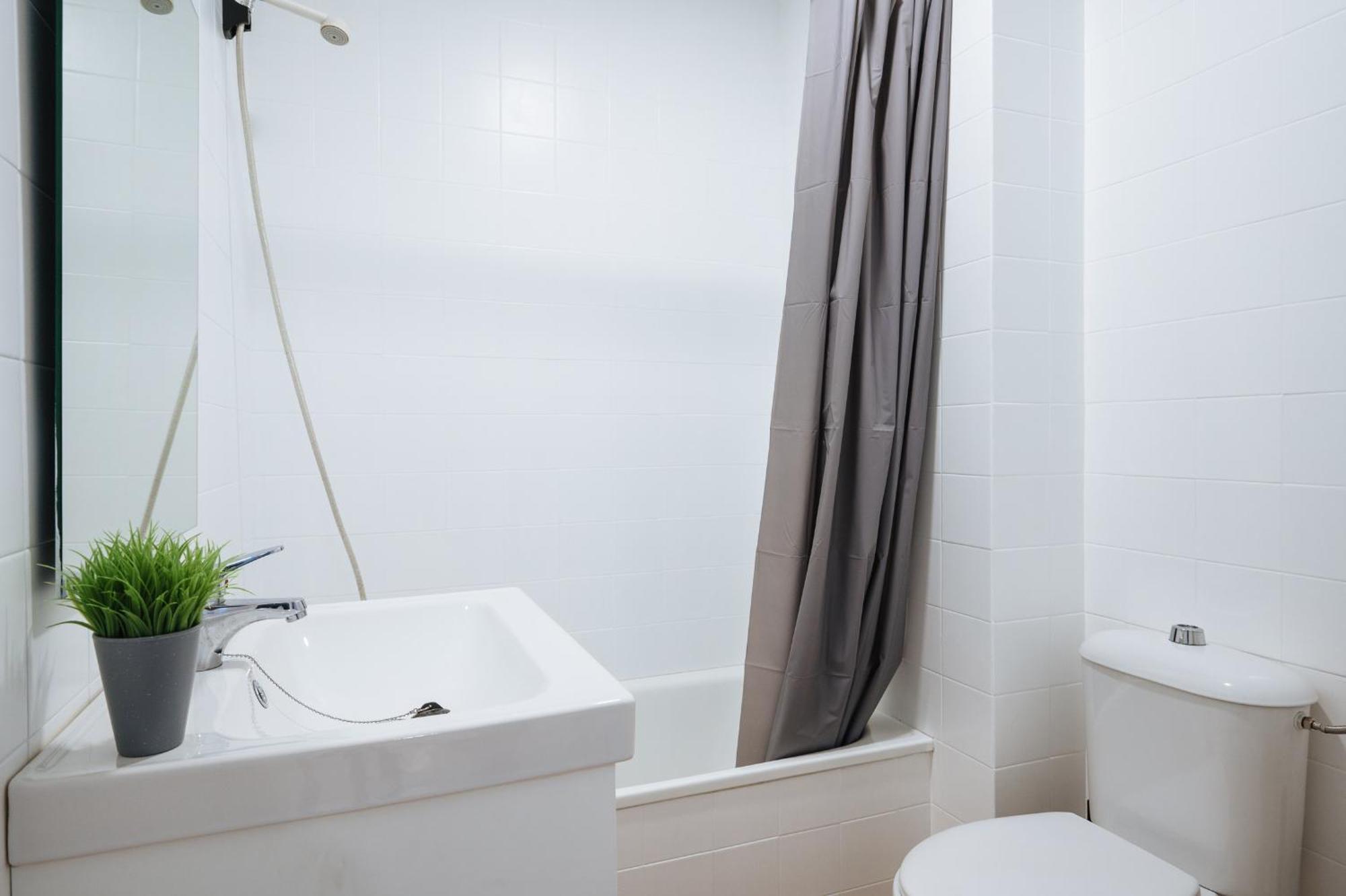 Piso Familiar Virgen Del Rocio Apartment Seville Luaran gambar