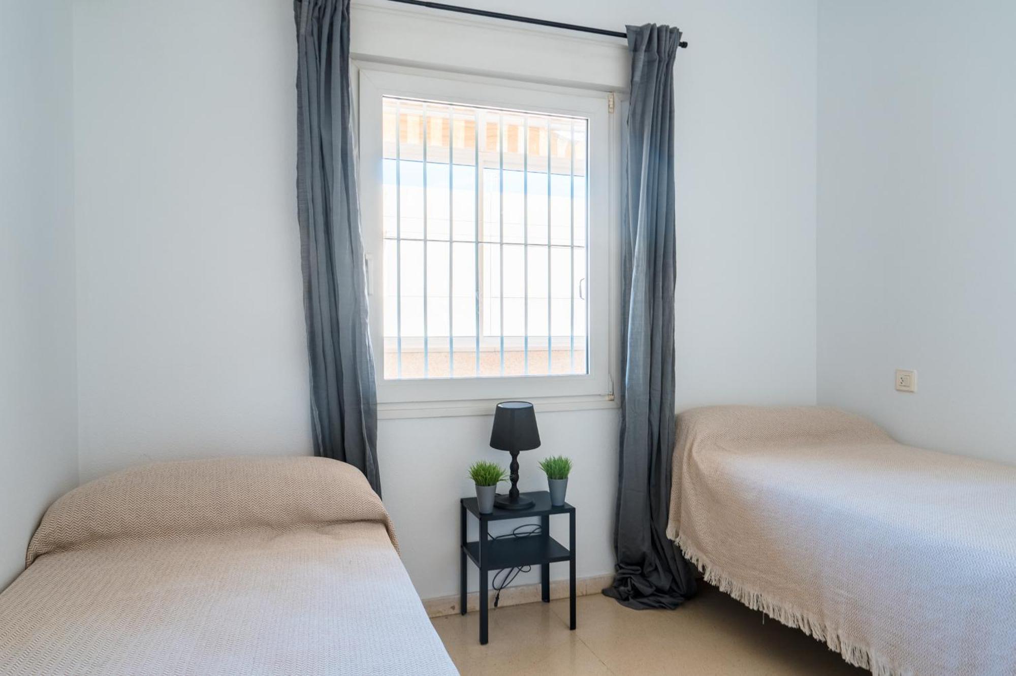 Piso Familiar Virgen Del Rocio Apartment Seville Luaran gambar